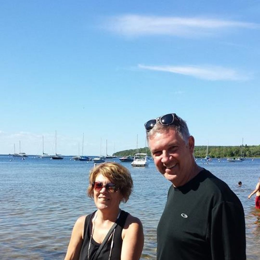 Meet your Posher, Sandy